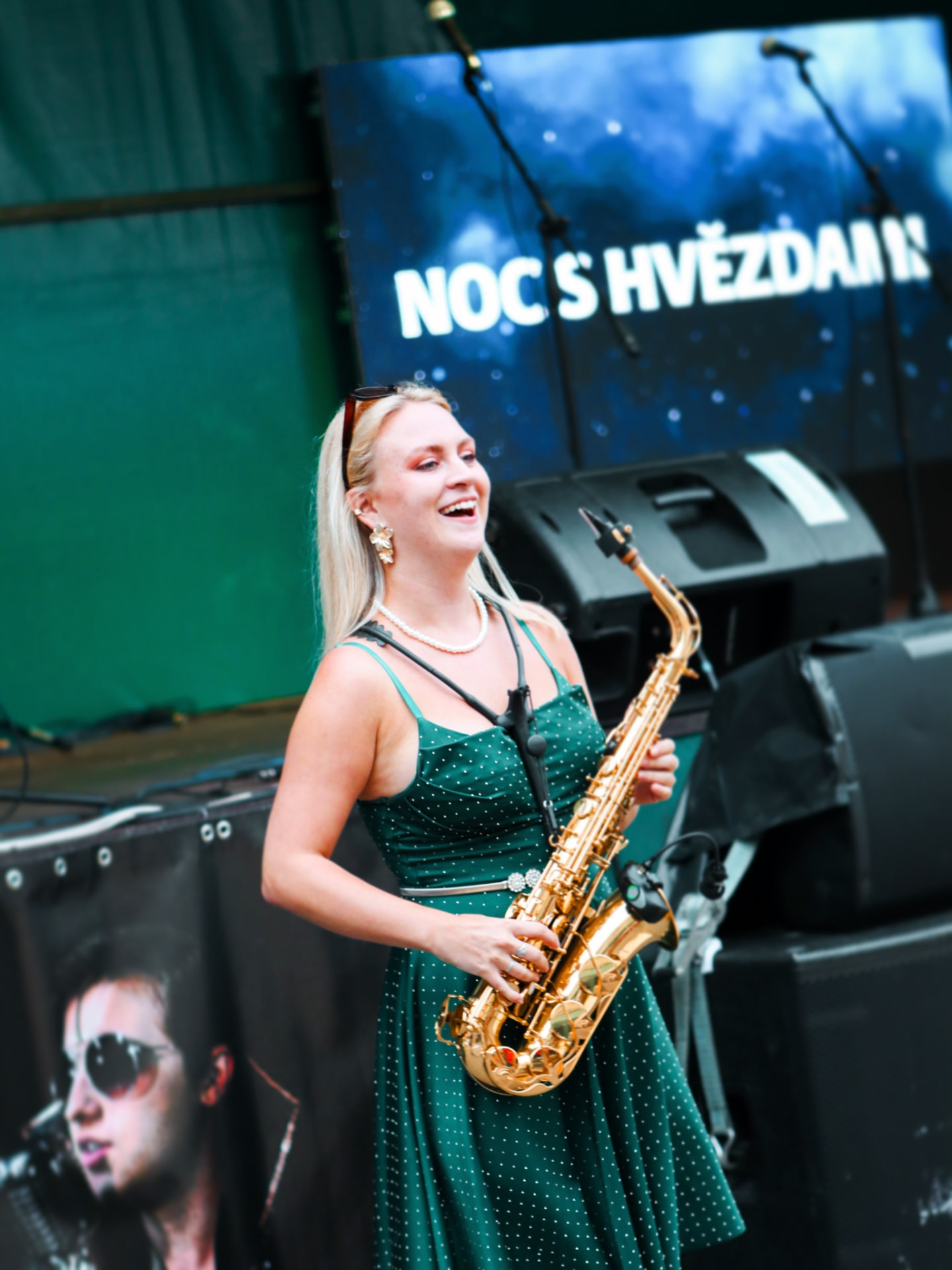 Vystoupení na festivalu Noc s hvězdami v zelených šatech